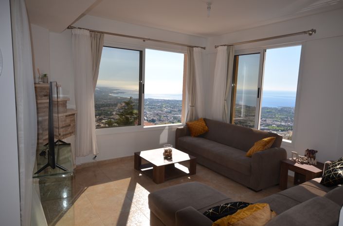 Image No.3-6 Bed House for sale