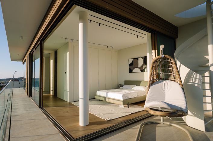 Image No.19-4 Bed House for sale