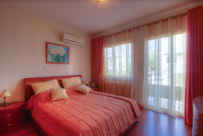 Image No.4-4 Bed Villa for sale