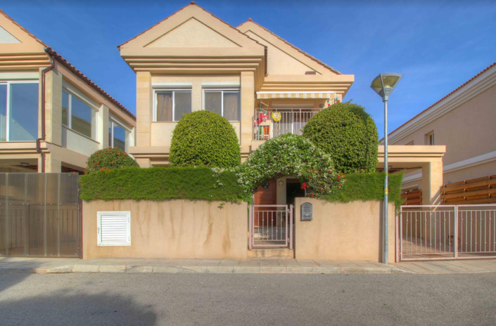 Image No.9-4 Bed Villa for sale