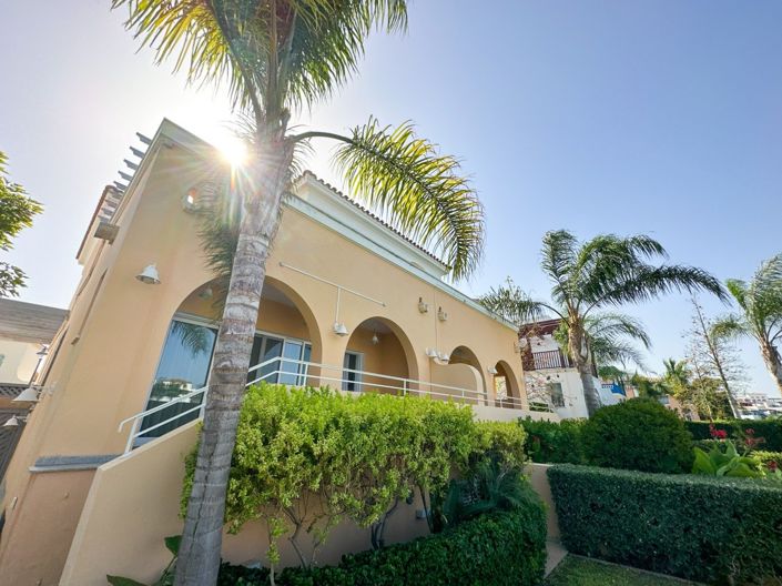 Image No.13-3 Bed House for sale