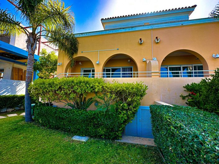 Image No.14-3 Bed House for sale