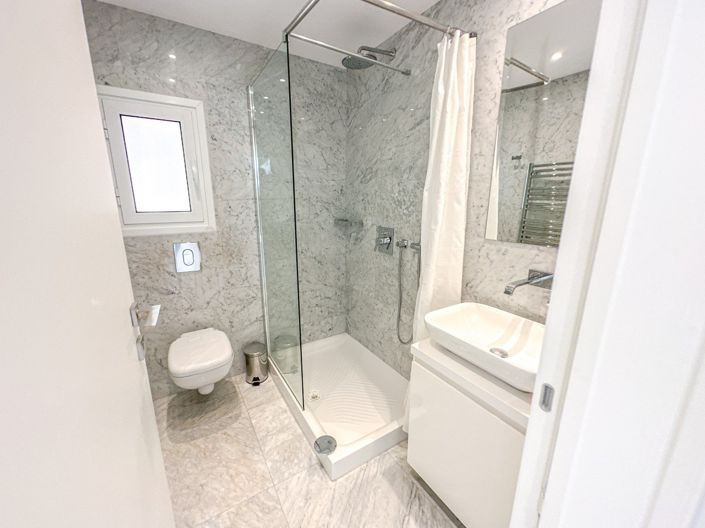 Image No.26-3 Bed House for sale