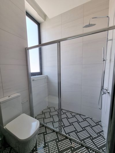 Image No.10-3 Bed Apartment for sale