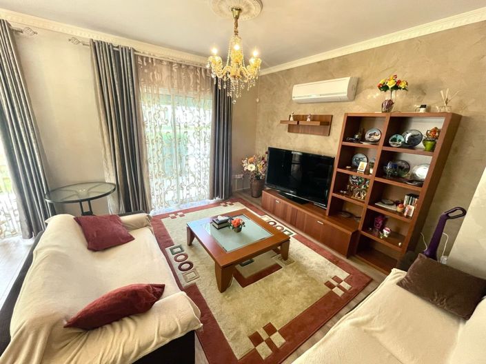 Image No.18-3 Bed House for sale