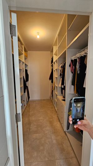 Image No.17-4 Bed House for sale