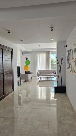 Image No.19-4 Bed House for sale