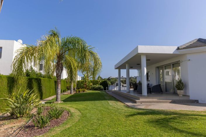 Image No.3-4 Bed House for sale