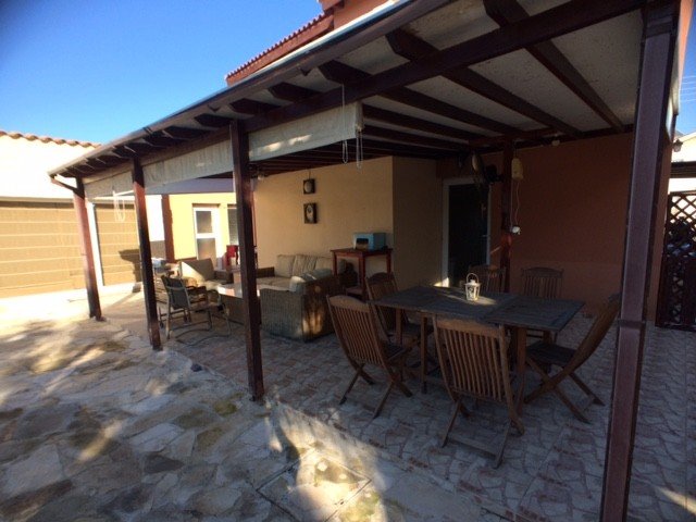 Image No.2-5 Bed House for sale