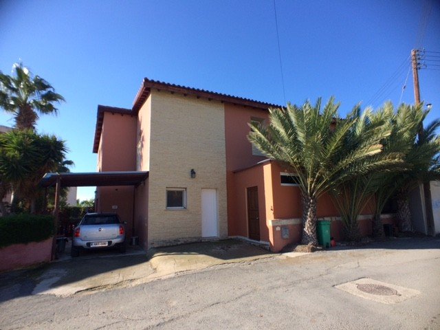 Image No.3-5 Bed House for sale