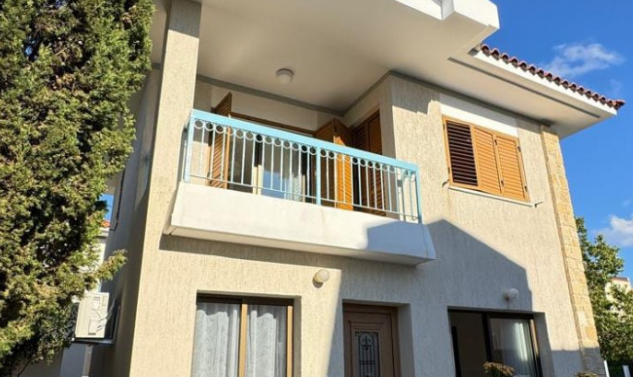 Image No.16-2 Bed House for sale