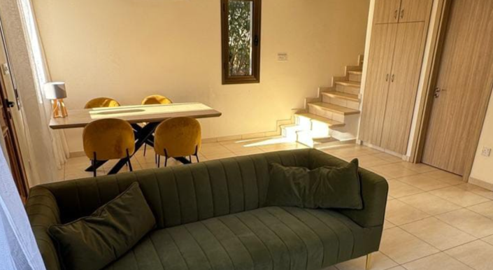 Image No.4-2 Bed House for sale