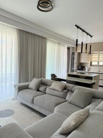 3 Bed Apartment for sale