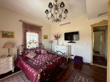 019ba59f-b341-45e1-bca4-e99f81171d9d