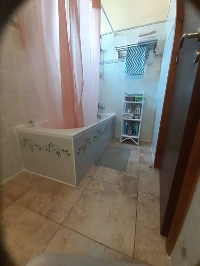 Image No.17-4 Bed House for sale