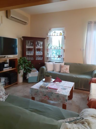 Image No.2-4 Bed House for sale