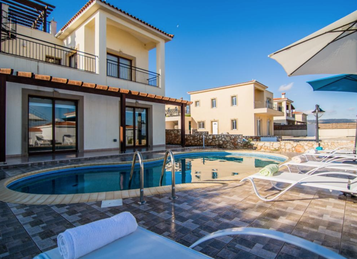 Image No.11-3 Bed House for sale