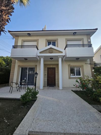 Image No.1-3 Bed House for sale