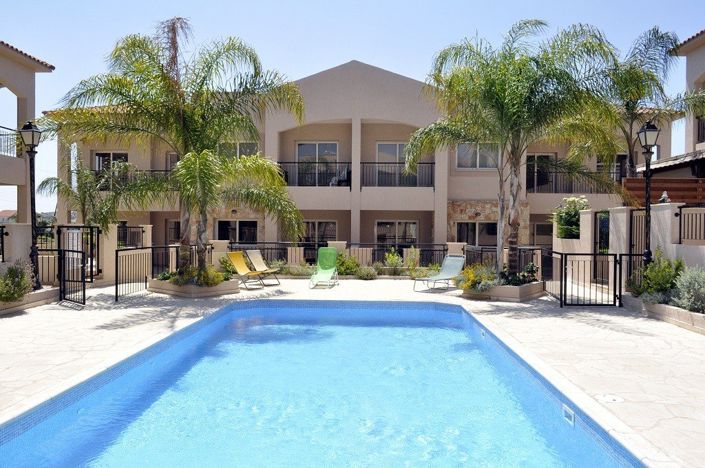 Image No.1-3 Bed House for sale