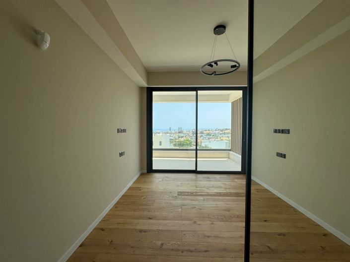 Image No.29-4 Bed House for sale