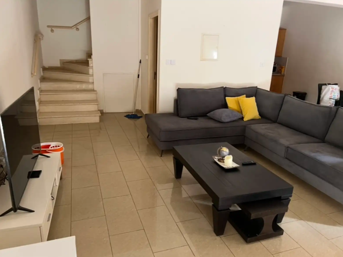 Image No.3-2 Bed House for sale