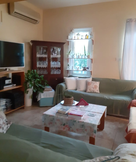 Image No.9-3 Bed House for sale