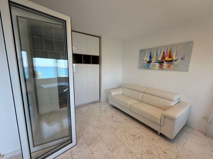 Image No.25-2 Bed Apartment for sale