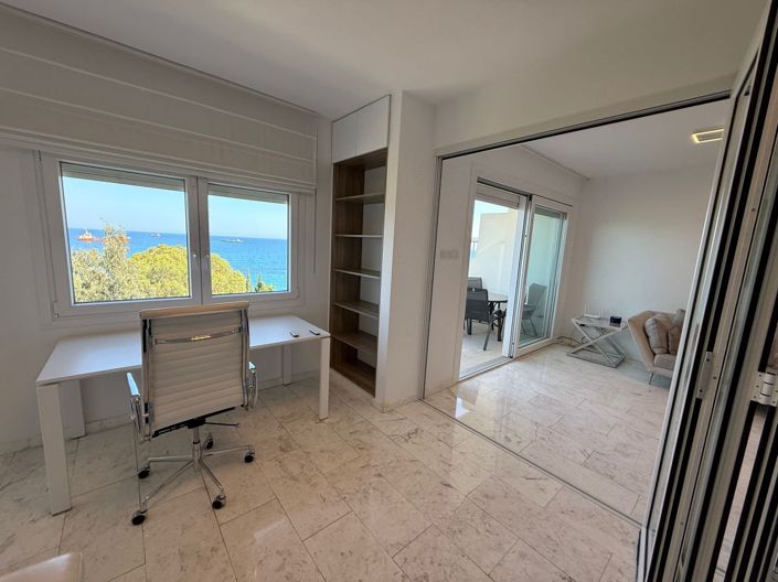 Image No.26-2 Bed Apartment for sale