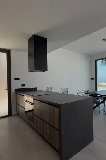 Image No.8-3 Bed Villa for sale