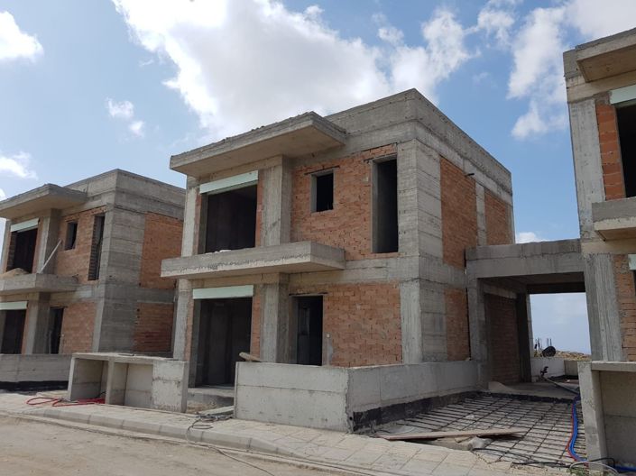 Image No.13-3 Bed House for sale