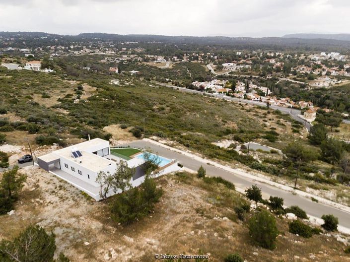 Image No.6-4 Bed House for sale