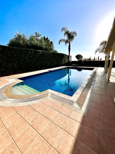 Image No.11-3 Bed House for sale