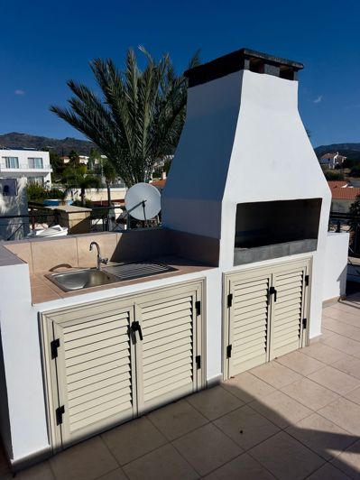 Image No.15-3 Bed House for sale