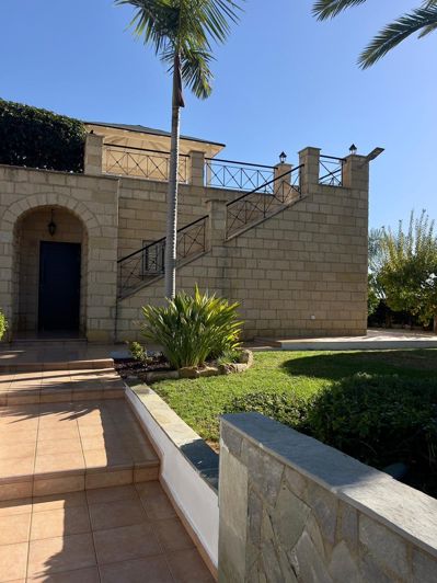 Image No.20-3 Bed House for sale