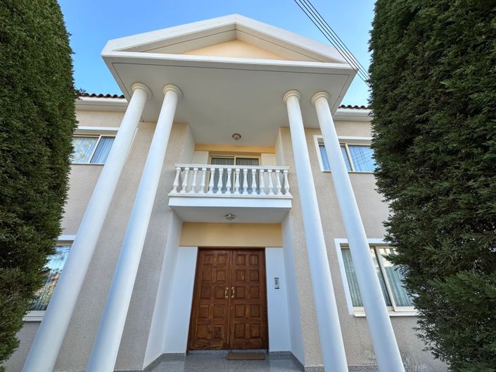 Image No.11-4 Bed House for sale