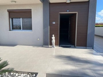 4c3c85a2-d5bf-4a37-81f2-10e866228972