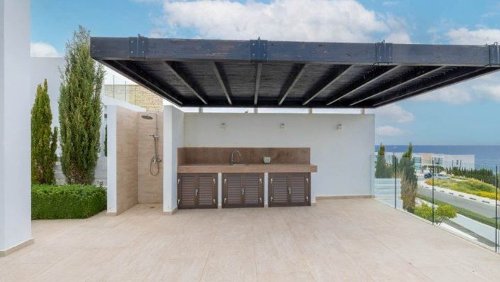 Image No.11-5 Bed House for sale