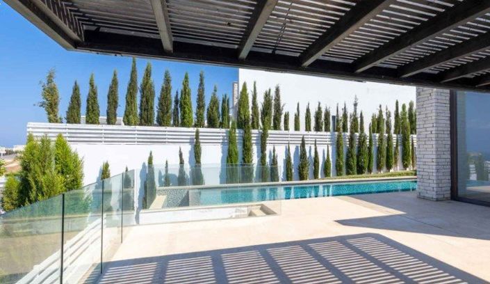 Image No.9-5 Bed House for sale