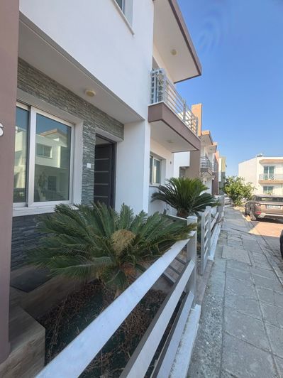 Image No.4-3 Bed House for sale