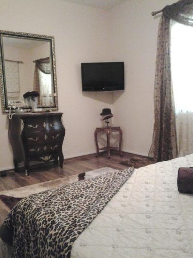 Image No.11-3 Bed House for sale