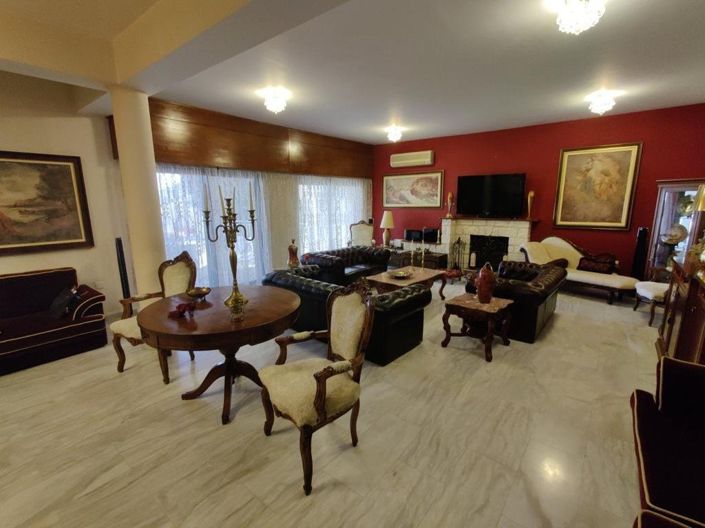 Image No.8-3 Bed House for sale