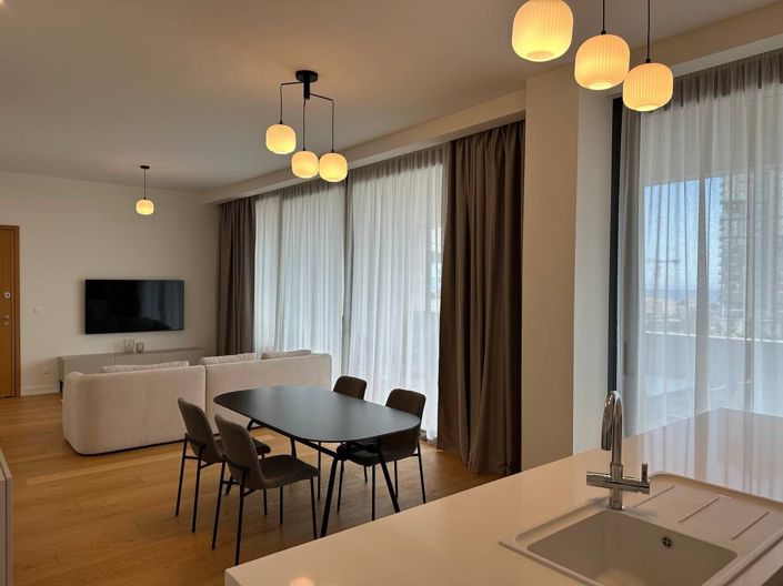 Image No.8-3 Bed Apartment for sale