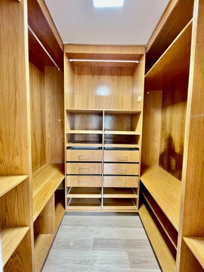 Image No.12-4 Bed House for sale