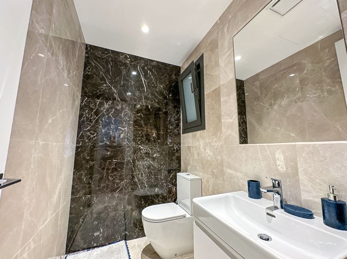 Image No.9-4 Bed Apartment for sale