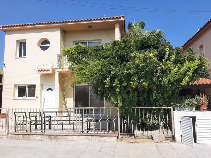 Image No.1-3 Bed House for sale