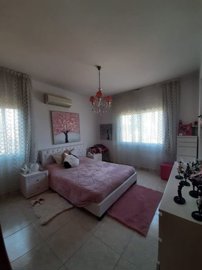 b3b63679-cb48-4d37-8f5e-fb847bd8651c