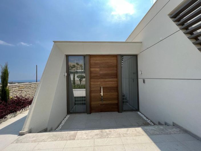 Image No.11-4 Bed House for sale