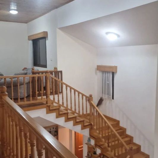 Image No.8-5 Bed House for sale