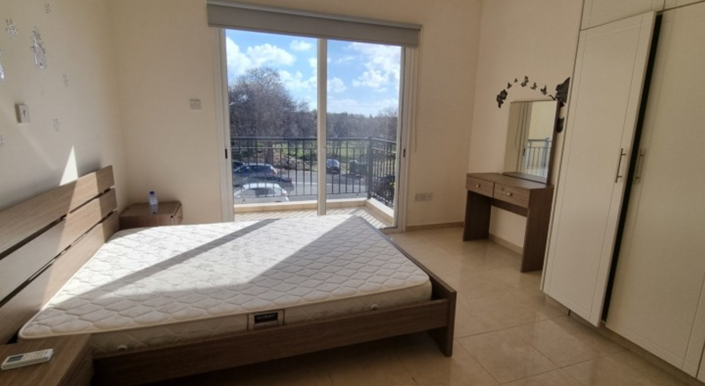 Image No.18-2 Bed House for sale