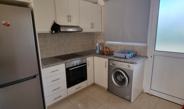 Image No.5-2 Bed House for sale